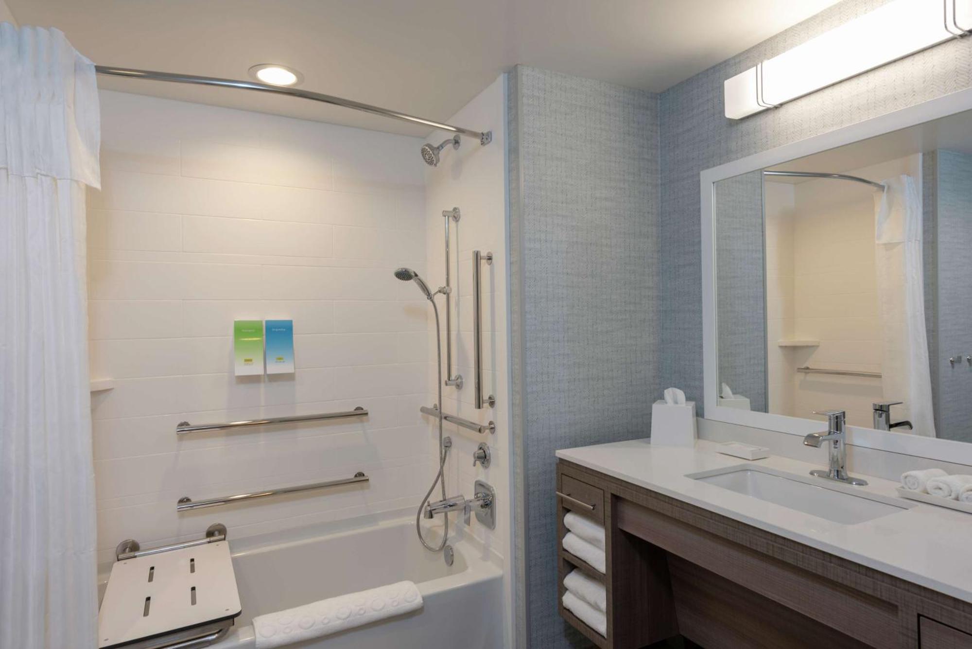 Home2 Suites By Hilton Indianapolis Airport Eksteriør bilde